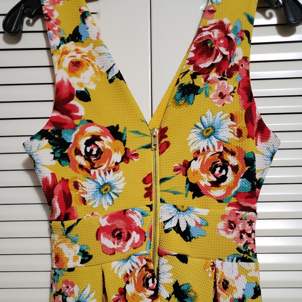 Haute Monde floral dress - Picture 7 of 10